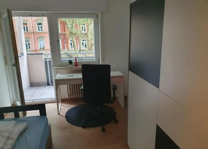 Gemuetliche 3-Zimmer-Wohnung Mit Tg-Stellplatz - Top-Lage In Karlsruhe